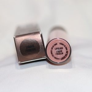 MAC Liquid Passion lipglass BNIB